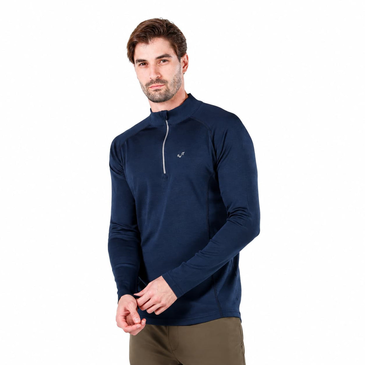 Pánské triko ze 100% merino vlny v tmavě modré barvě na outdoorové aktivity